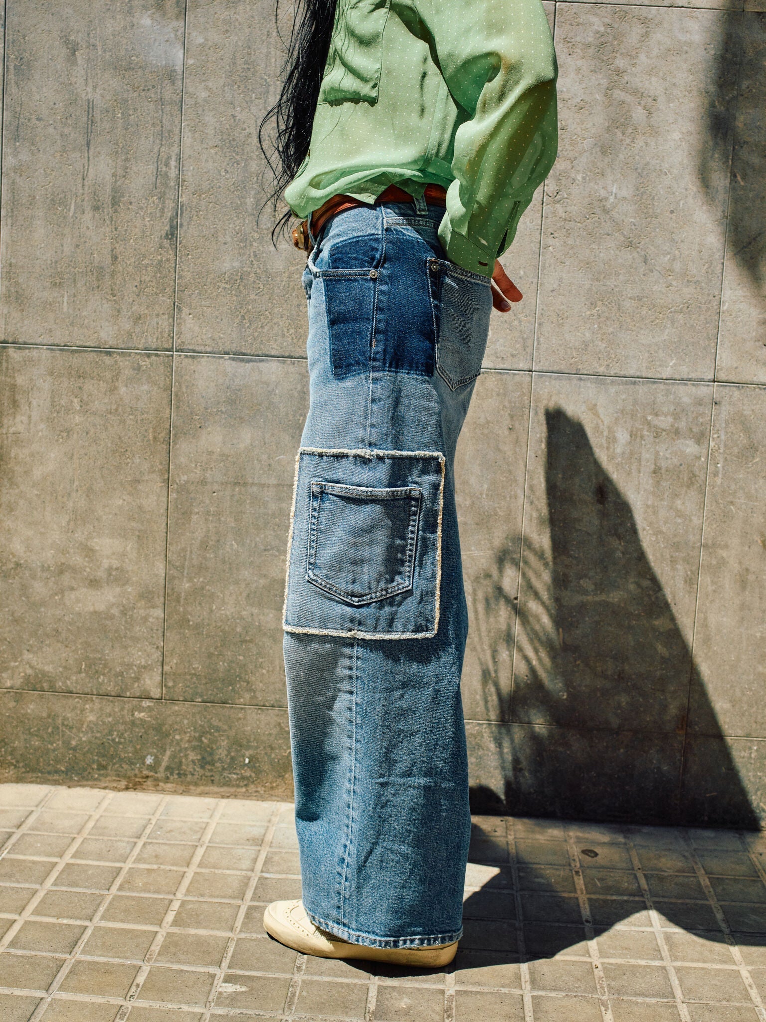 Modelshot / Light Blue / Detail